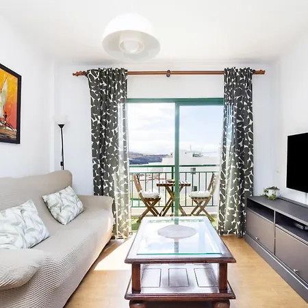 2 Bd By The Sea In Lejlighed *